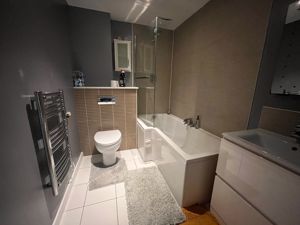 Photo 19- click for photo gallery